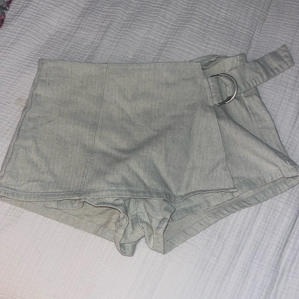 Brand new worn once skort